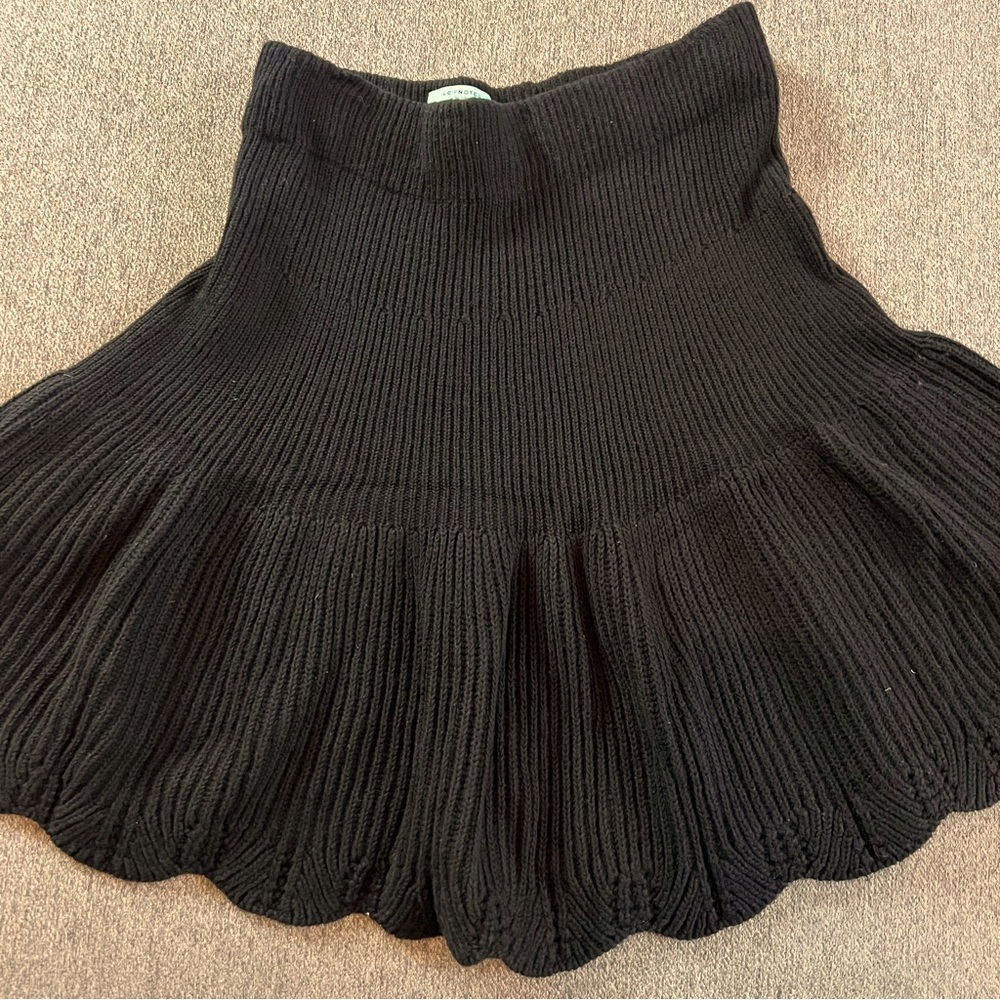 Anthropologie leifnotes Pull On Sweater Skirt Ruffled Casual Capsule
